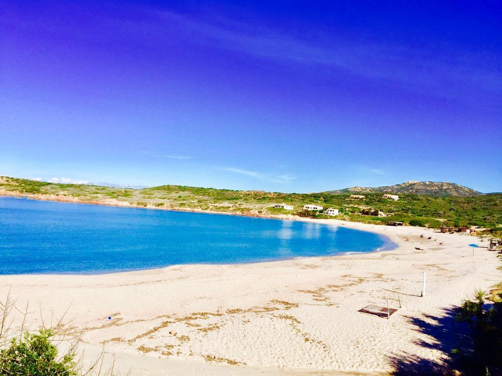 Appartamenti In Villa La Marinedda Isola Rossa Eksteriør bilde